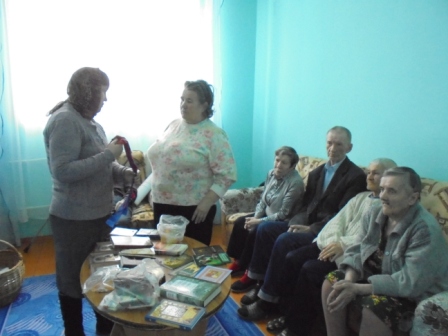 Посещение дома престарелых в с. Каракулино.