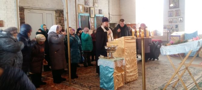 Молебен с Великим освящением воды в храме Покрова Пресвятой Богородицы в с. Арзамасцево